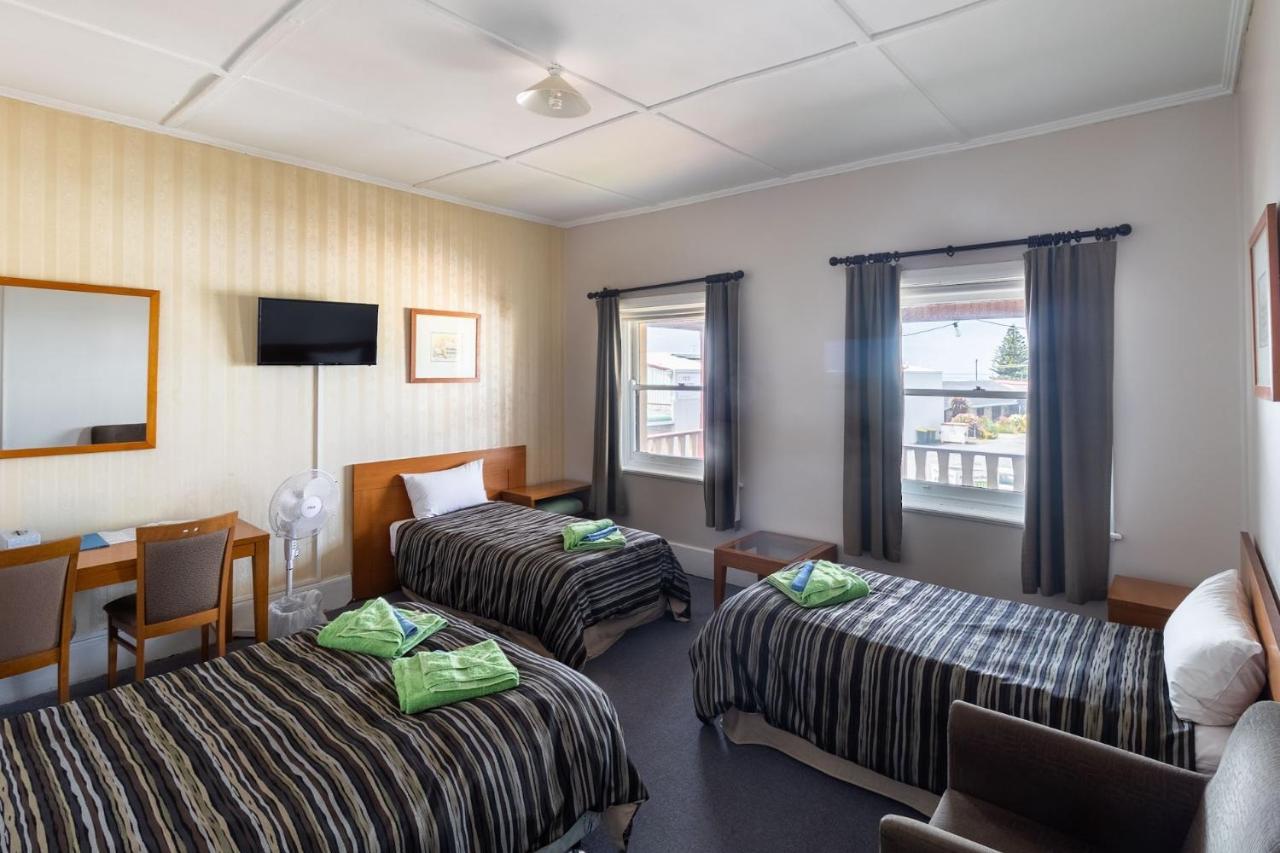 The Victoria Hotel Port MacDonnell Eksteriør bilde