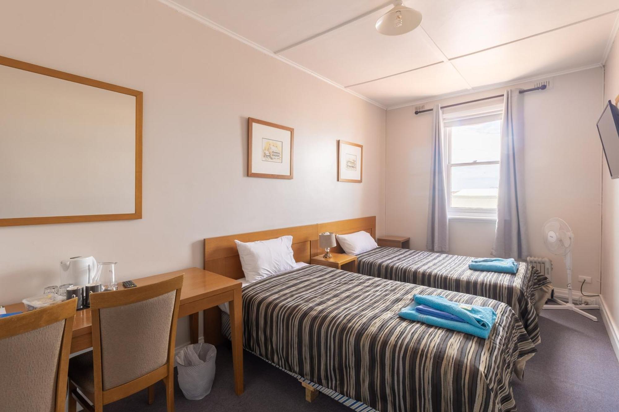 The Victoria Hotel Port MacDonnell Rom bilde